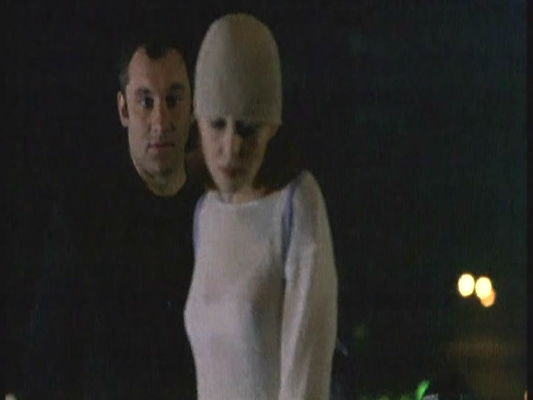 Соблазнительная Анжелика Варум В Прозрачном Платье – Небо В Алмазах 1999