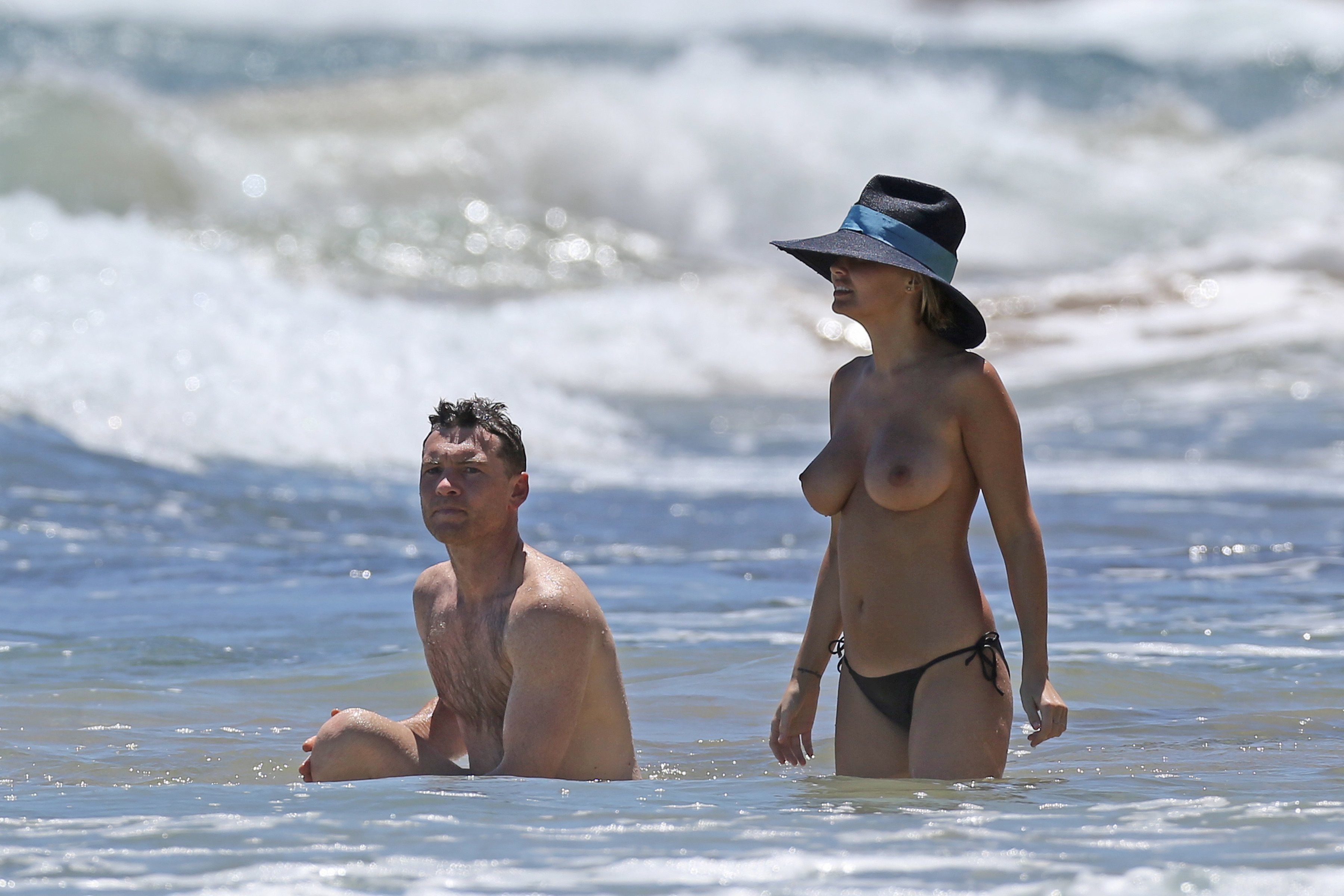 Celebs Naked At Beach.
