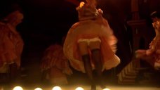 11. Эротичный танец Ольги Кузьминой в кабаре – Жизнь и приключения Мишки Япончика
