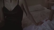 Сексуальная Надежда Михалкова в рекламе «BOHEMA»