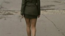 Екатерина Лапина в короткой юбке