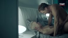 Красивая секс сцена с Дарьей Мороз