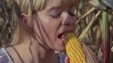 1. Секс с Ингрид Штегер в кукурузном поле – Сексуальные приключения трех мушкетеров