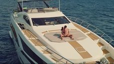 18. Страстный секс с Анной Марией Сиклуцкой на яхте – 365 дней