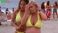 5. Джейми Бергман и Лайла Арсиери в бикини на пляже – SOSатели Малибу
