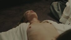 Секс с Матильдой Келлстрём на полу