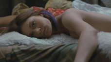 Мария Машкова лежит в постели