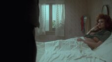 3. Постельная сцена с абсолютно голой Сереной Гранди – Миранда