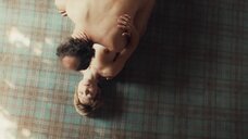 Секс сцена с Леа Сейду на полу