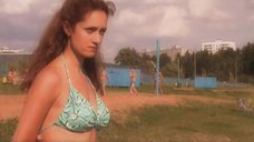 5. Виктория Исакова в купальнике – Союз без секса