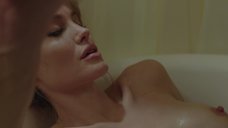 4. Секс с Анджелиной Джоли в ванне – Лазурный берег